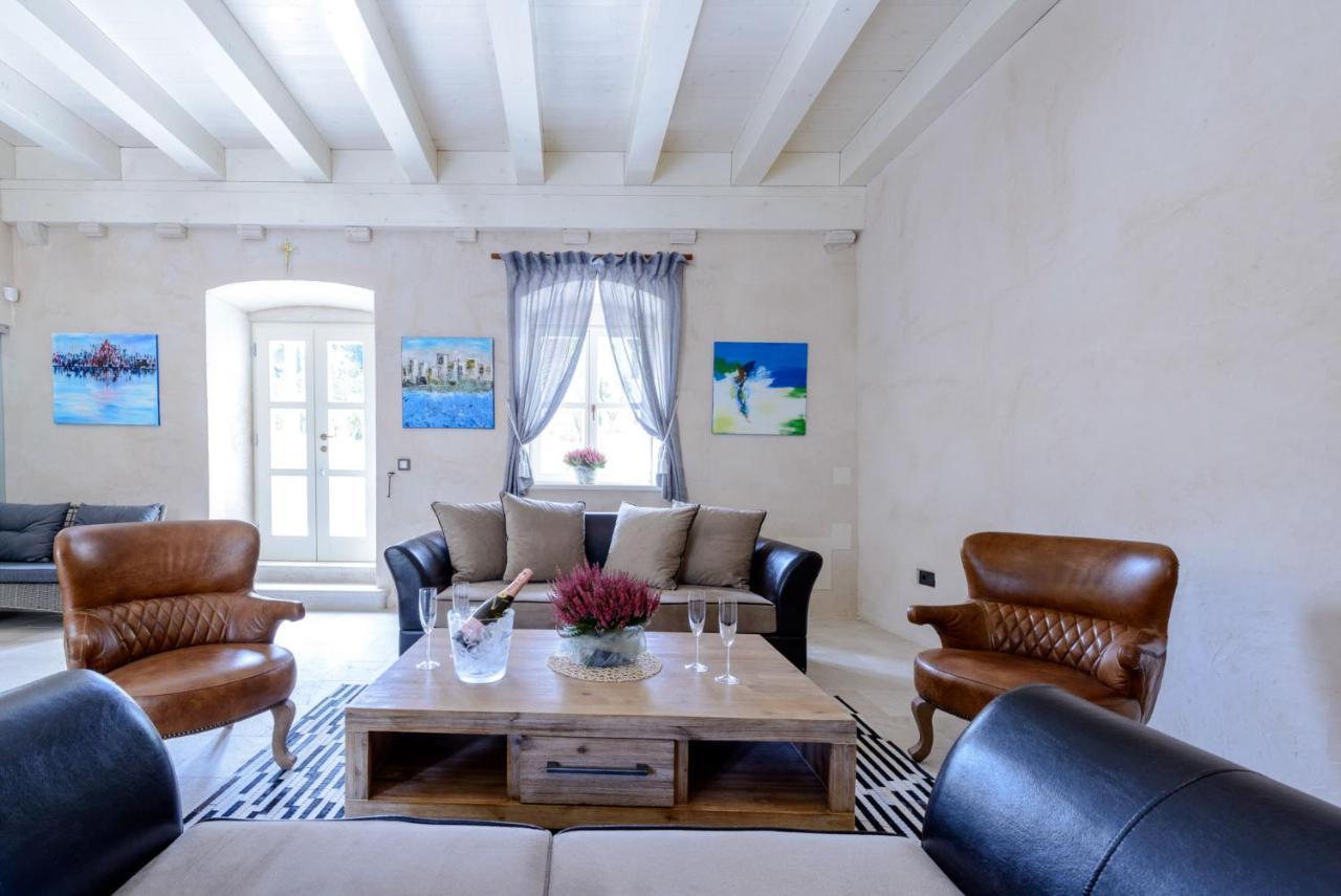 Luxury Dubrovnik Villa 6 Bedrooms Villa Gomila Perfect For Larger Groups Fantastic Sea Views Zaton Zaton (Dubrovnik-Neretva)