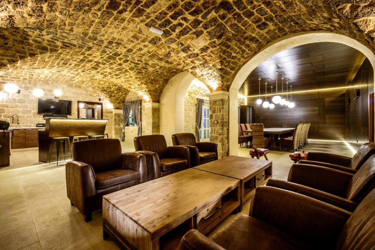 Luxury Dubrovnik Villa 6 Bedrooms Villa Gomila Perfect For Larger Groups Fantastic Sea Views Zaton * Zaton (Dubrovnik-Neretva)