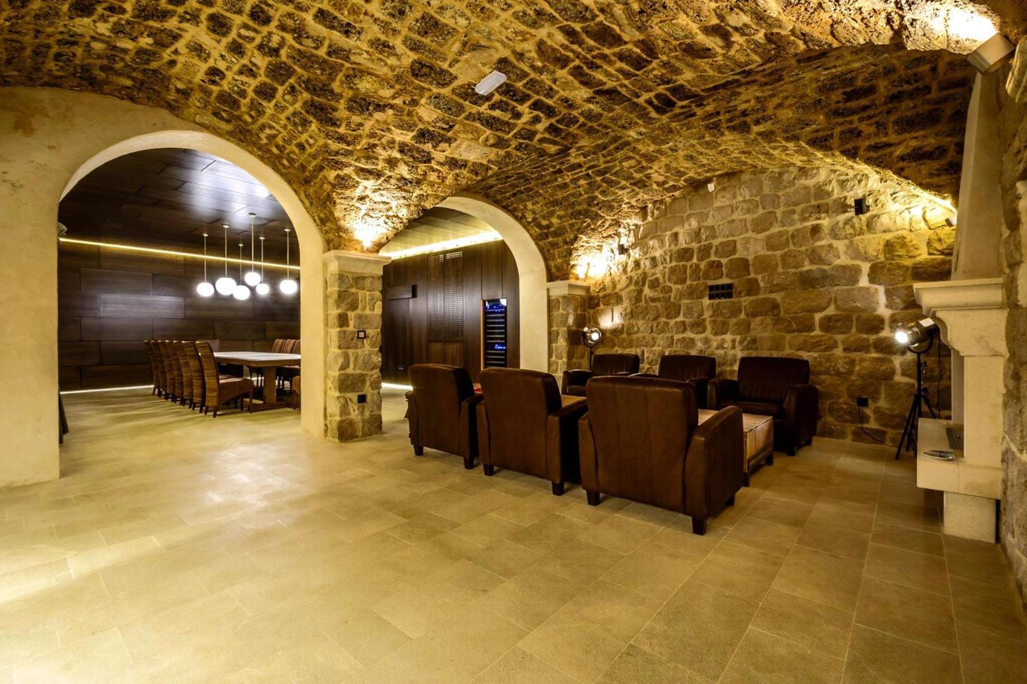 Luxury Dubrovnik Villa 6 Bedrooms Villa Gomila Perfect For Larger Groups Fantastic Sea Views Zaton Zaton (Dubrovnik-Neretva)