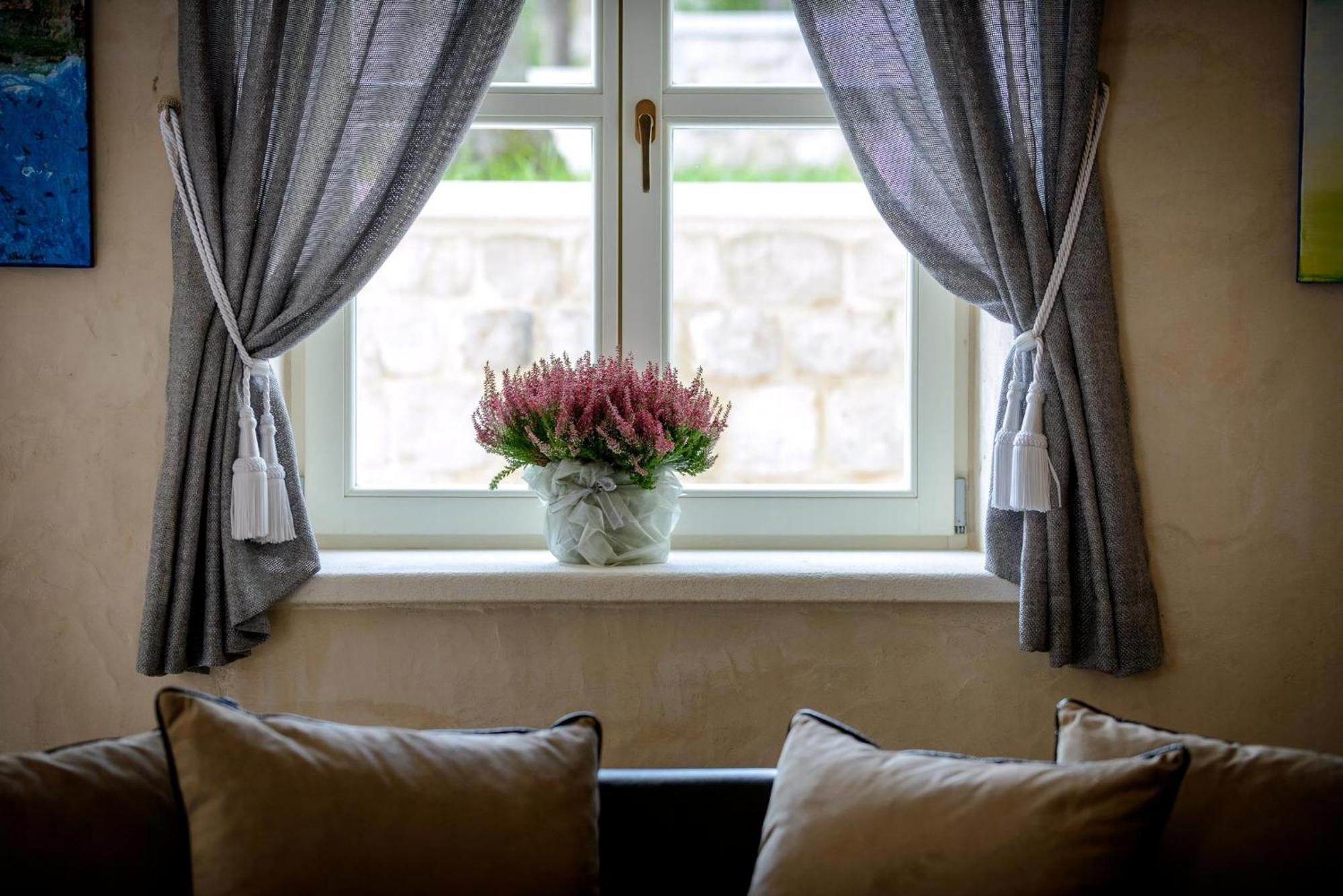 Luxury Dubrovnik Villa 6 Bedrooms Villa Gomila Perfect For Larger Groups Fantastic Sea Views Zaton